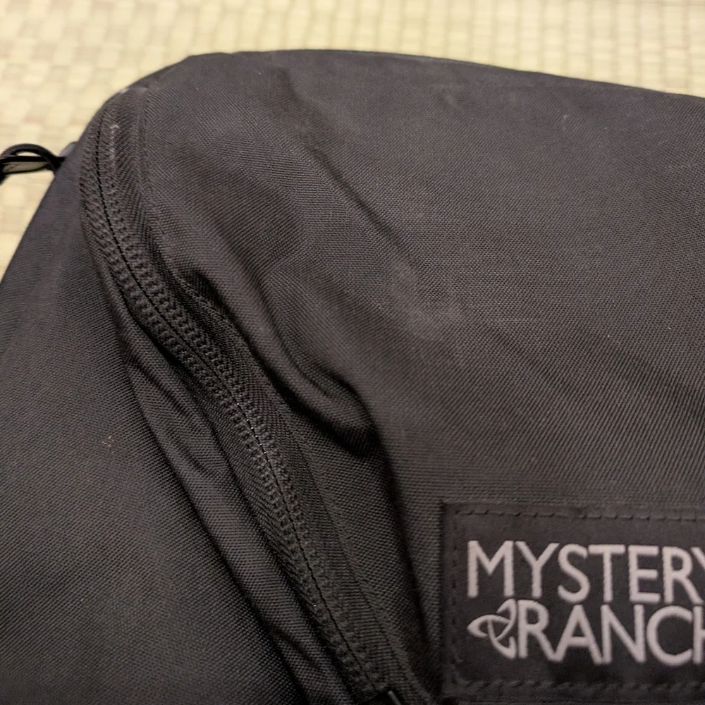 Mystery Ranch Rip Ruck 22L Backpack Black - Picture 8 of 8